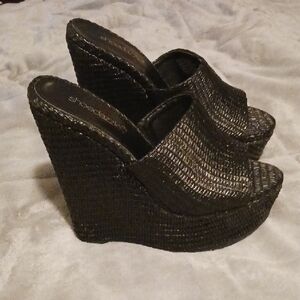 Shoe Dazzle Black Wedge Sandals